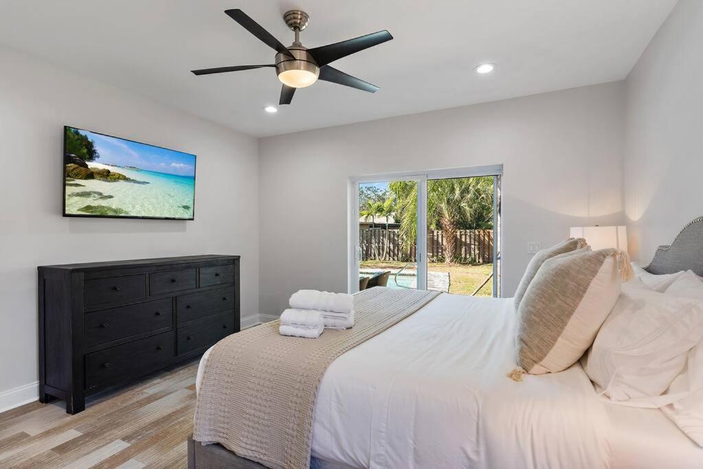 Florida Getaway With Backyard Pool Oasis Villa ซาราโซตา ภายนอก รูปภาพ